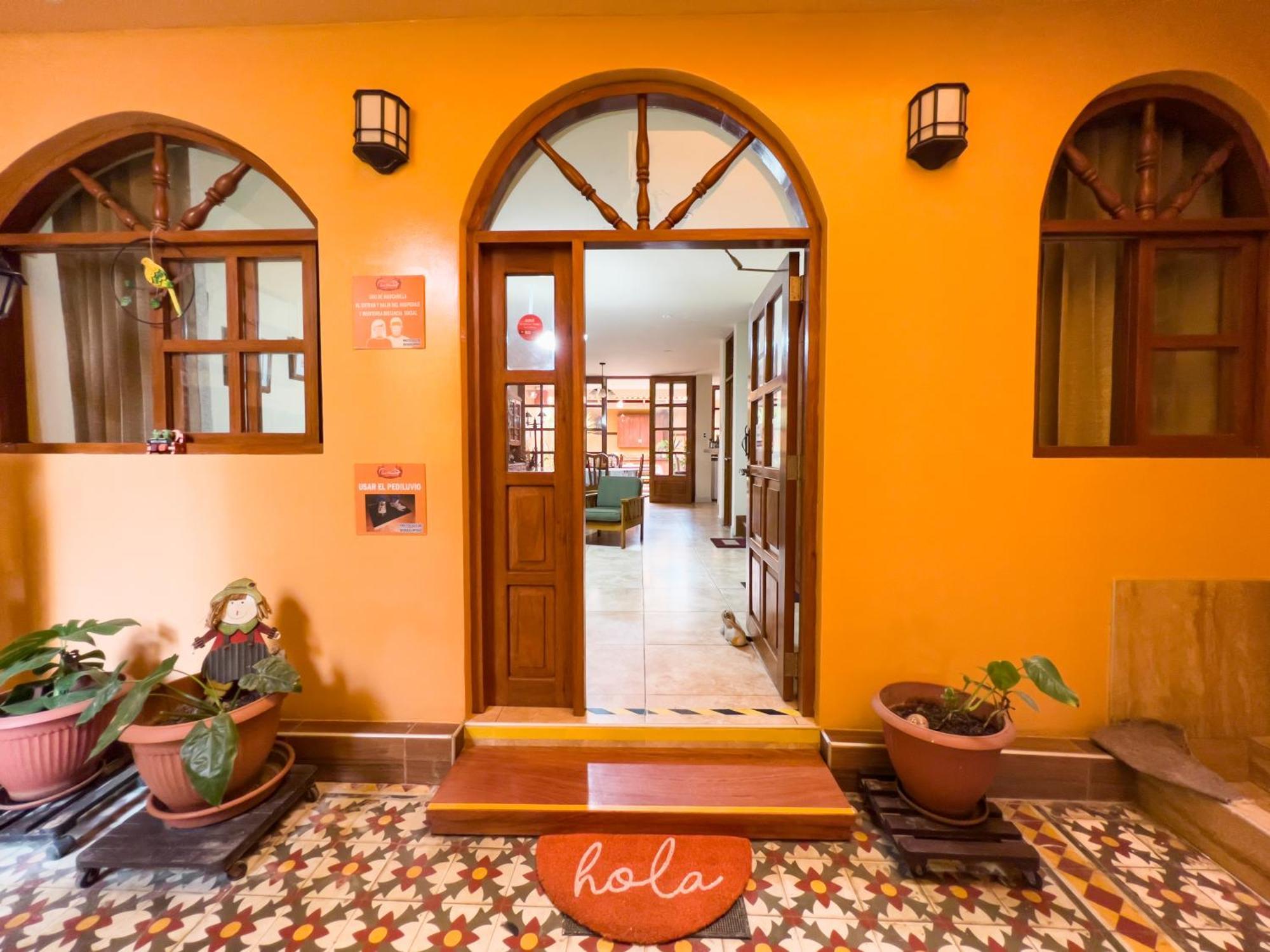 Bed and breakfast Casa Huéspedes Pimentel Extérieur photo