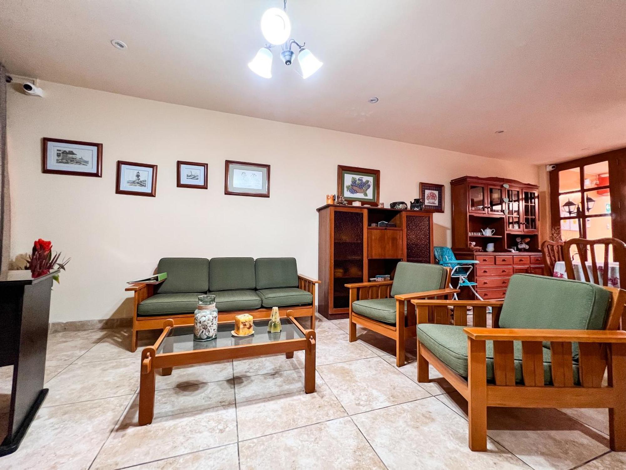 Bed and breakfast Casa Huéspedes Pimentel Extérieur photo