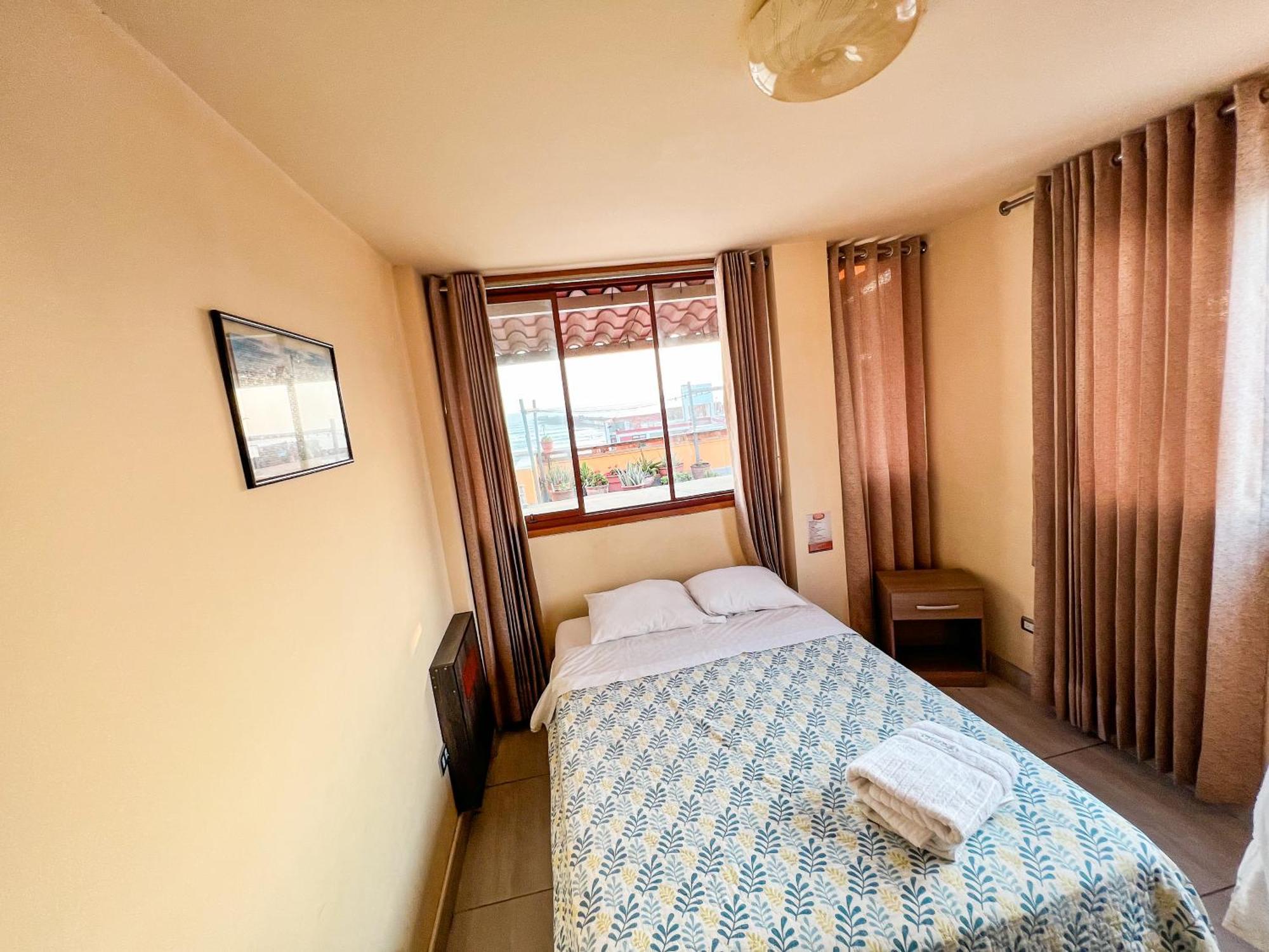 Bed and breakfast Casa Huéspedes Pimentel Extérieur photo