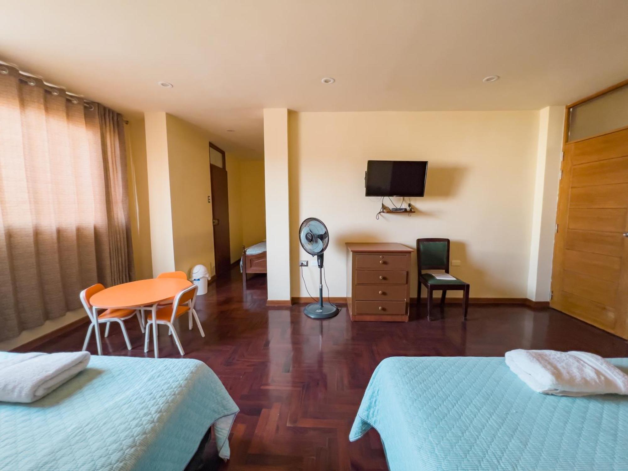 Bed and breakfast Casa Huéspedes Pimentel Extérieur photo
