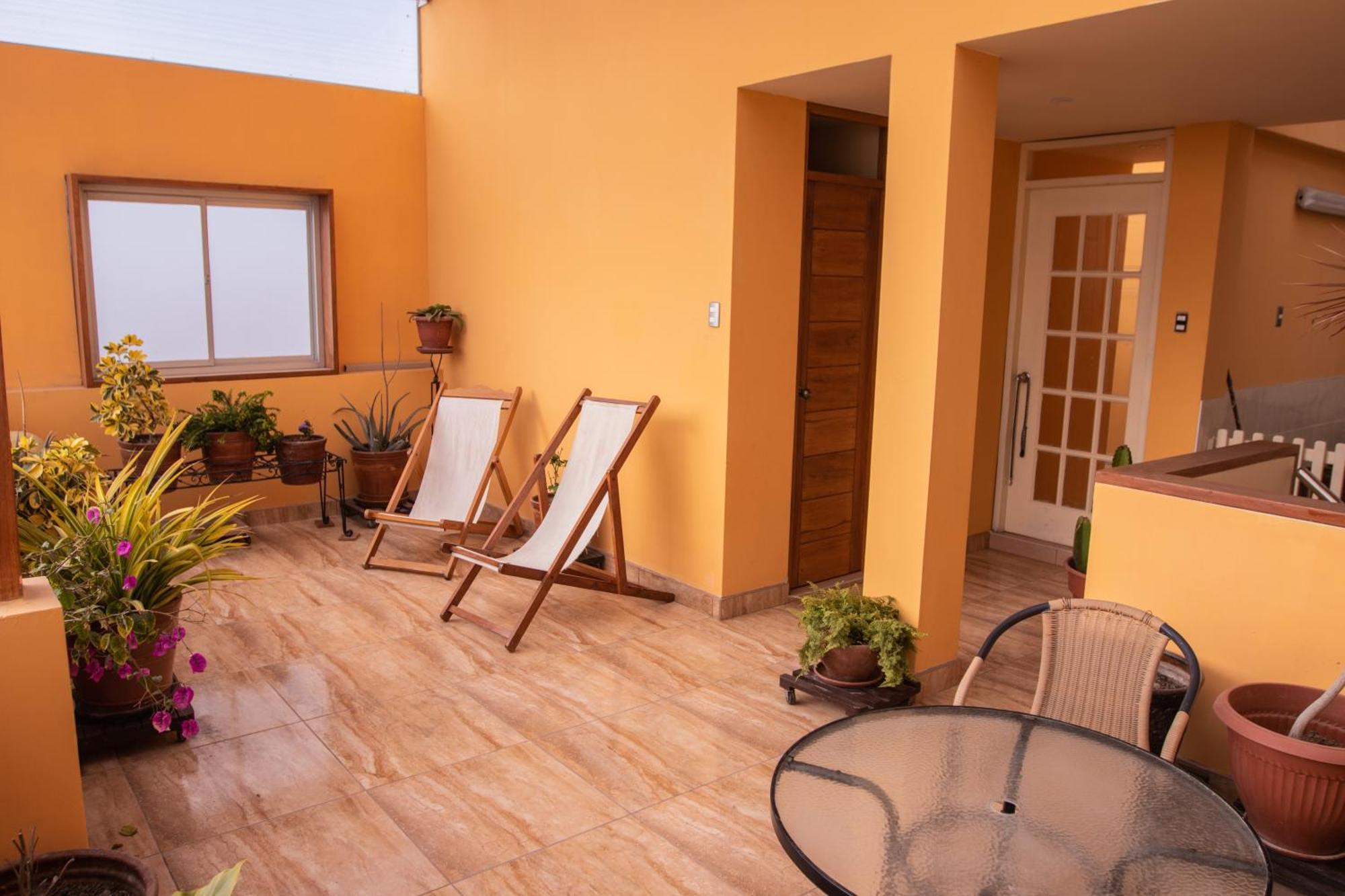 Bed and breakfast Casa Huéspedes Pimentel Extérieur photo